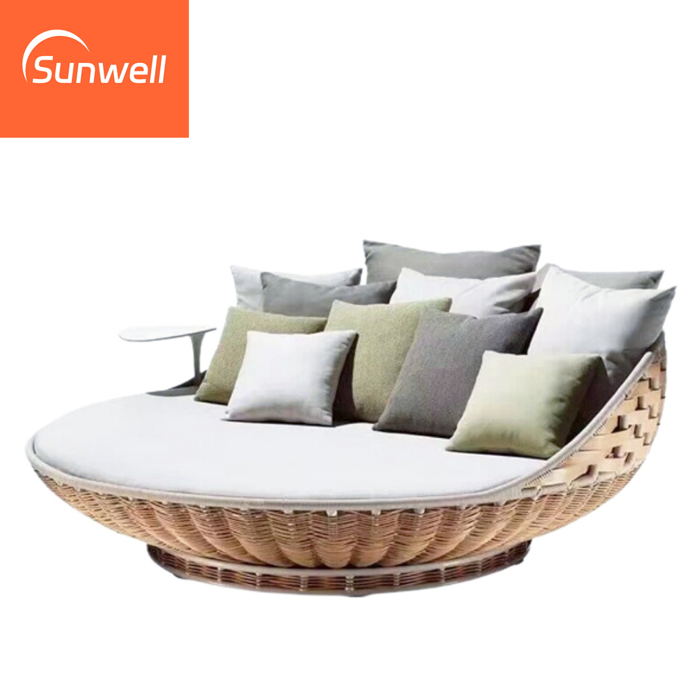 New Outdoor Rattan Daybed Swin - Outdoor Daybed Furniture ulasan dan harga